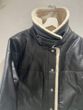 画像をギャラリービューアに読み込む, ボアブルゾン