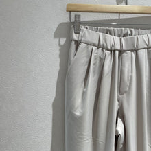 画像をギャラリービューアに読み込む, 4WAYストレッチパンツ