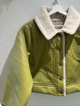 画像をギャラリービューアに読み込む, ボアブルゾン