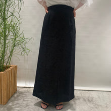 画像をギャラリービューアに読み込む, ジャガードスリットスカート