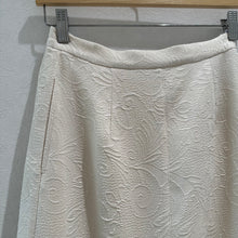 画像をギャラリービューアに読み込む, ジャガードスリットスカート