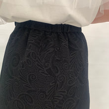 画像をギャラリービューアに読み込む, ジャガードスリットスカート