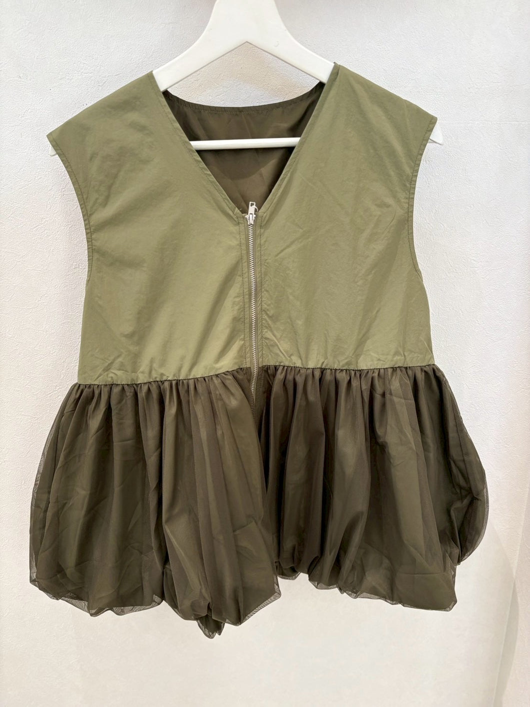 ナイロンタフタxチュール　バルーン　ベスト