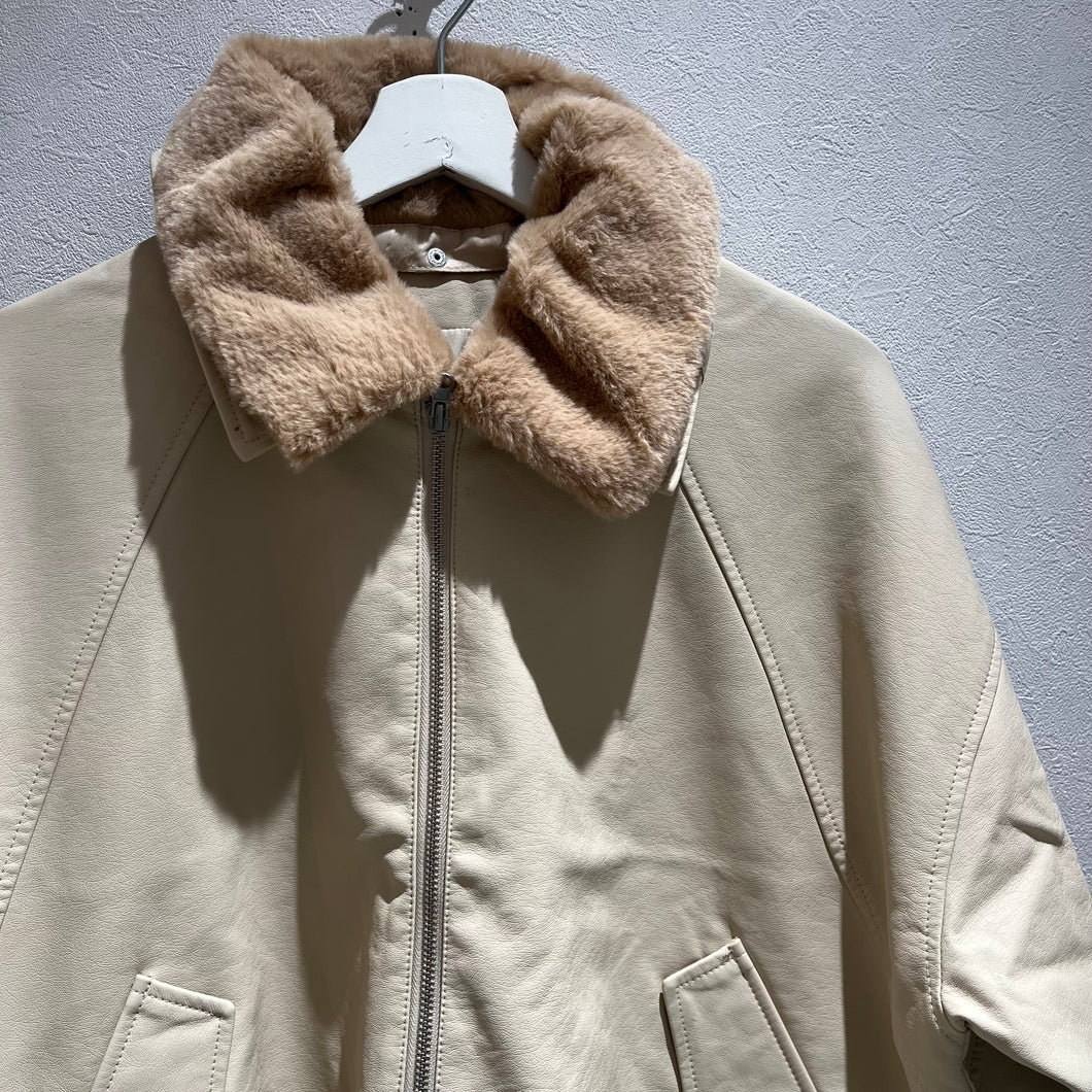 ボア付きレザージャケット