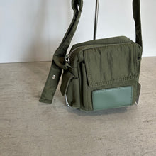 画像をギャラリービューアに読み込む, ナイロン合皮切替ミニBAG
