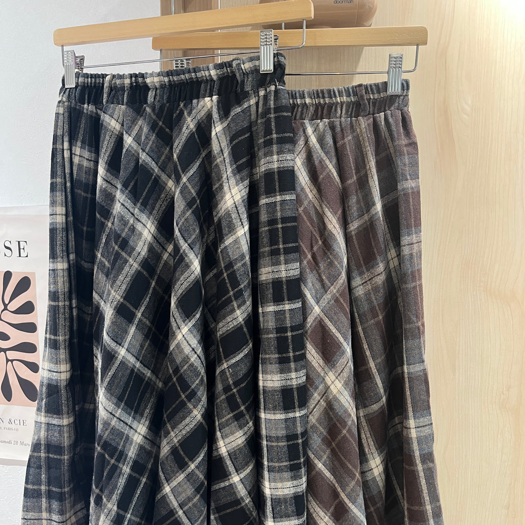 アシメチェックスカート