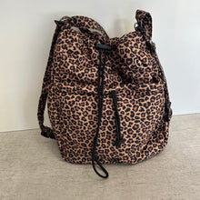 画像をギャラリービューアに読み込む, 2WAYトート&amp;リュック
