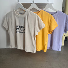 画像をギャラリービューアに読み込む, ショート丈ロゴ Tシャツ
