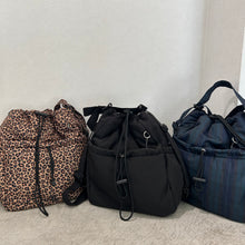 画像をギャラリービューアに読み込む, 2WAYトート&amp;リュック
