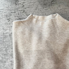 画像をギャラリービューアに読み込む, ハイネックニット
