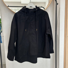 画像をギャラリービューアに読み込む, ウォッシュコットン前後差ヘムマウンテンパーカー
