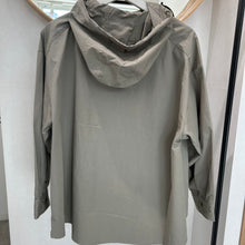 画像をギャラリービューアに読み込む, ウォッシュコットン前後差ヘムマウンテンパーカー
